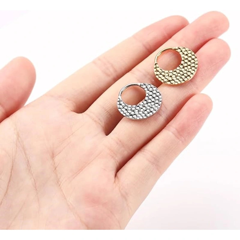 Hammered Texture Septum Clicker