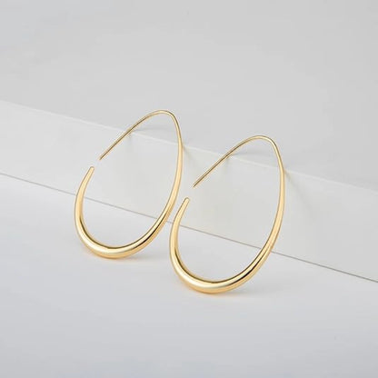 Oval gold earrings