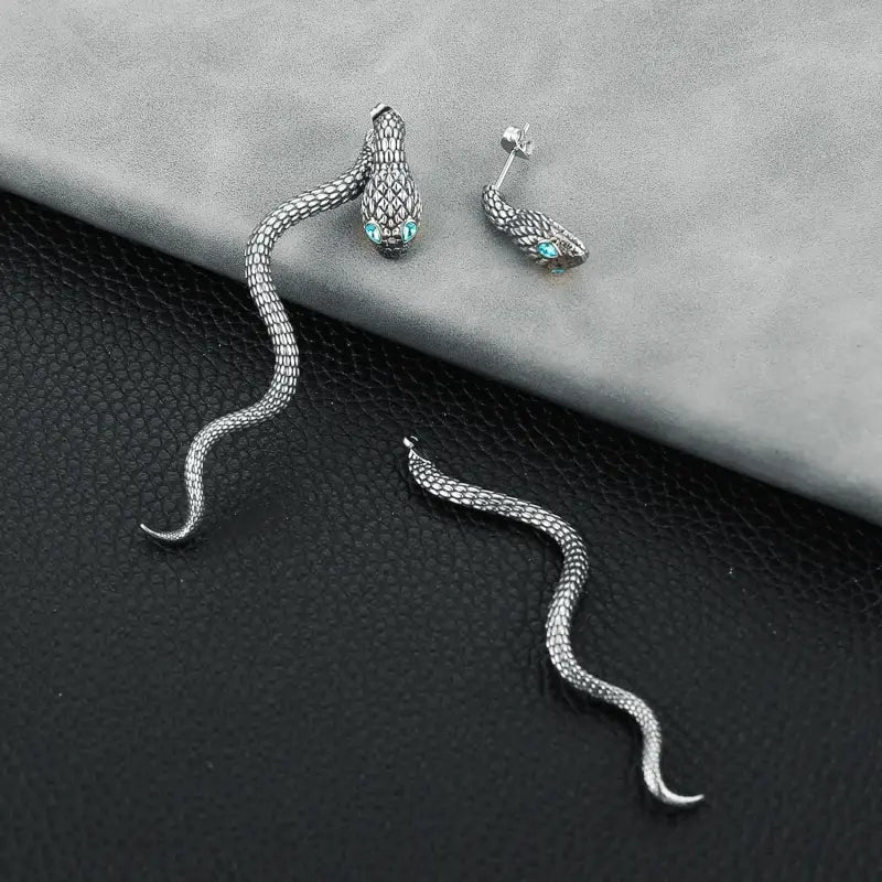 Bold Snake Stud Earrings for Women – Gothic Punk Vibes 10