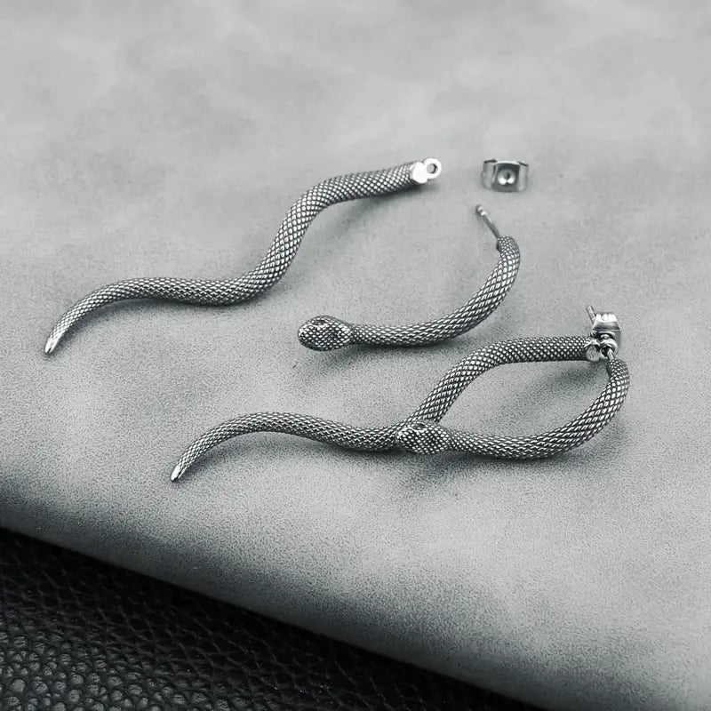 Retro-Inspired Snake Stud Earrings 19