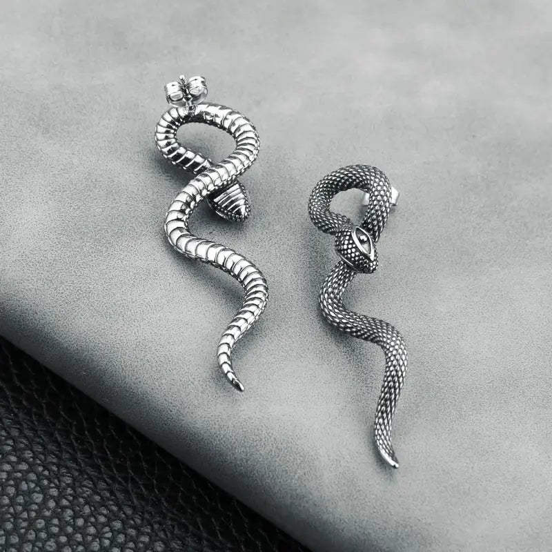 Retro-Inspired Snake Stud Earrings 4