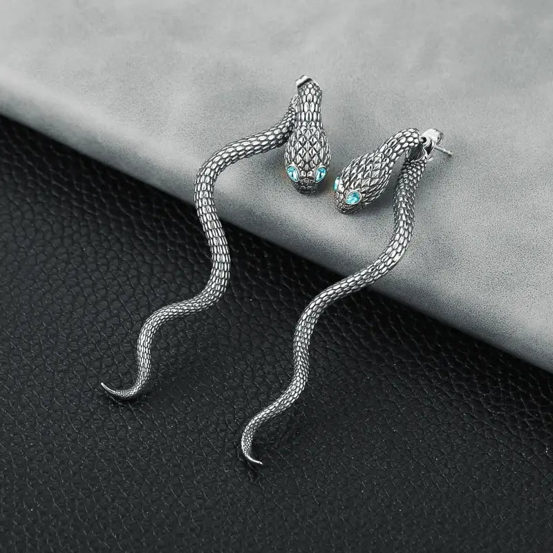 Bold Snake Stud Earrings for Women – Gothic Punk Vibes 9